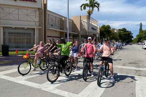 Miami Beach Art Deco Bike Tour: Pedal Through Iconic Architectural Splendor