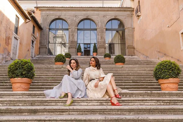 Capture Shanghai's Essence: A Personalized Photo Shoot Experience