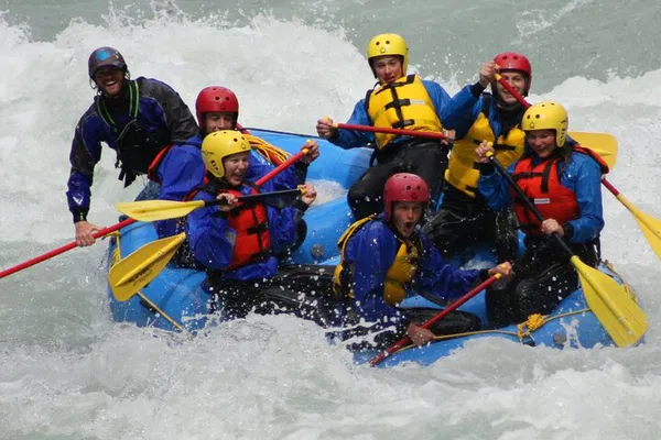 Elvepurka Whitewater Rafting: Conquer Norway's Thrilling Grade III Rapids!