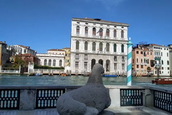 Unveiling Modern Art: A Private Tour of Venice's Peggy Guggenheim Collection