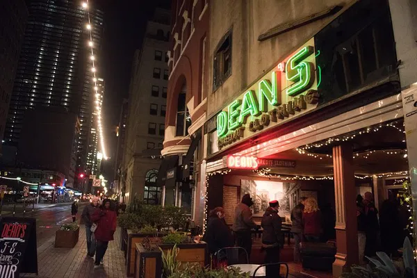 Houston's Haunted History: A Spirited Pub Crawl Adventure