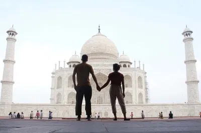 Unveiling Agra's Wonders: A Luxurious Taj Mahal Day Trip from Delhi