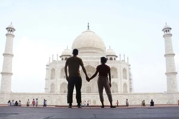 Unveiling Agra's Wonders: A Luxurious Taj Mahal Day Trip from Delhi