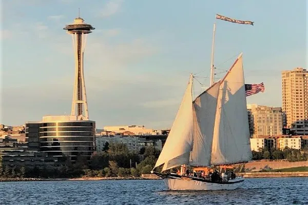 Seattle Sailing Tour: Breathtaking Views & Harbor Cruise