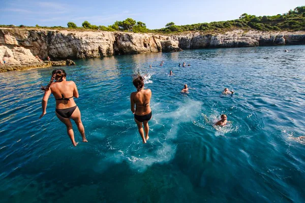 Medulin Archipelago Boat Tour: Swim & See 3 Islands