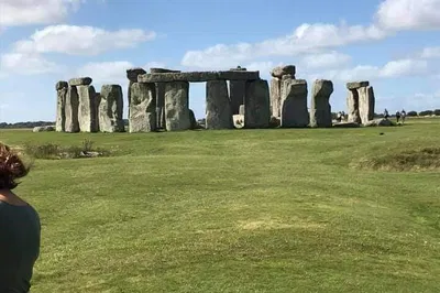 Luxury Stonehenge, Salisbury & Bath Private Tour from London