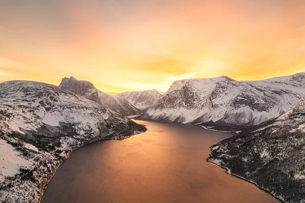 Norwegian Fjords & Wildlife Tour from Abisko: Photos Incl.