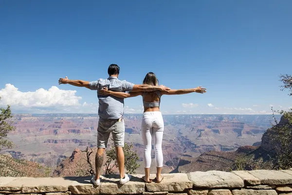 Unforgettable Grand Canyon Day Tour: Sedona & Flagstaff Adventure