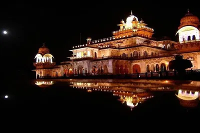 Discover Jaipur's Majesty: A Same-Day Car Tour from Delhi