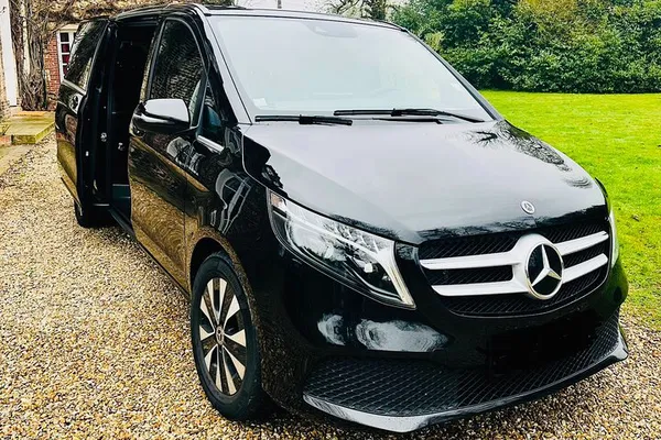 CDG Airport to Disneyland Paris Private Shuttle