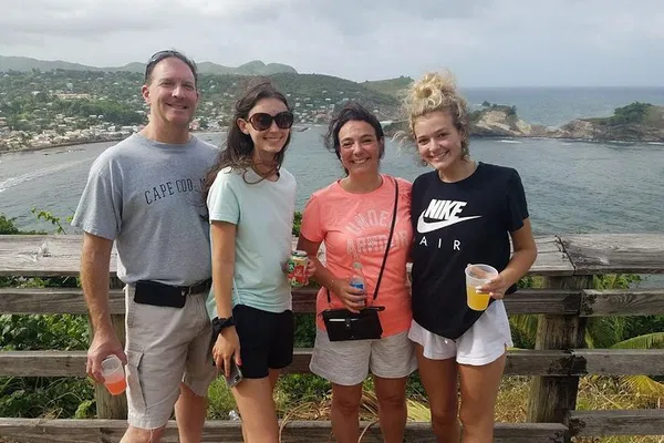 Luxury Airport Transfers: St. Lucia's Royal Arrival