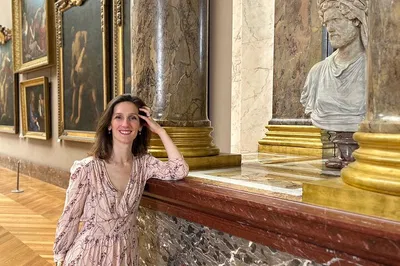 Unlock Louvre's Secrets: A Private, Myth-Infused Art Journey