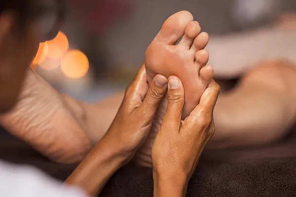 Enchanted Feet: Reflexology Bliss in Madrid