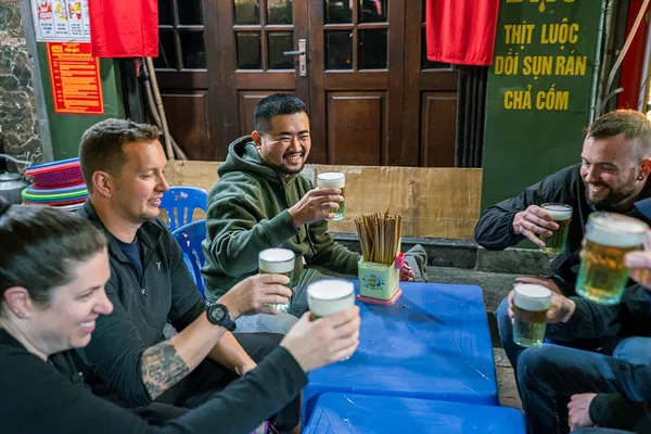 Uncover Hanoi's Authentic Bia Hơi Culture: A Gastronomic Street Food & Beer Adventure