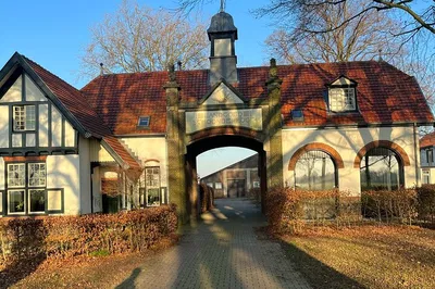 Relive History: Band of Brothers Customizable WWII Tour in Holland