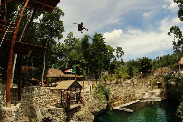 Cenote Extreme Sports Tour: Cliff Jump & Pro Training!
