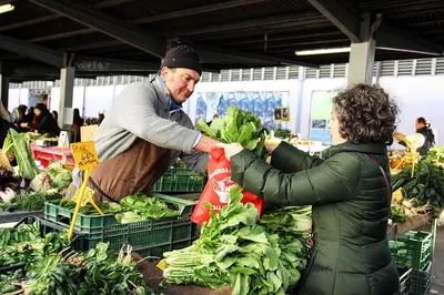 Florence Market & Pasta Magic: Cook with a Local Food Expert!