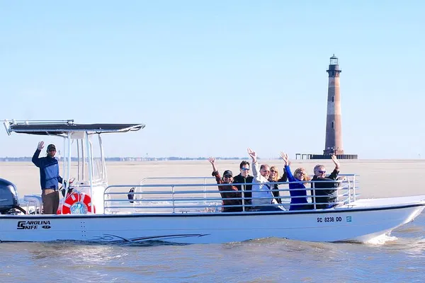 Charleston Boat Cruise: Morris Island Lighthouse Adventure