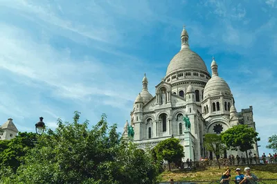 LGBTQ+ Paris: Rainbow Tour in Le Marais & Beyond!