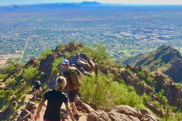 Conquer Camelback: A Guided Hiking Adventure with Expert Local Guides
