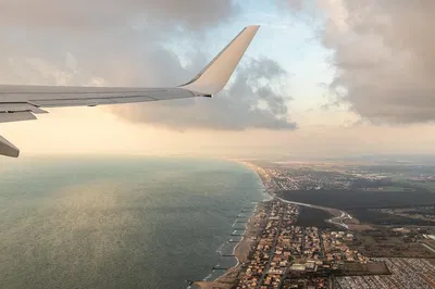 Stress-Free Transfer: Ciampino Airport to Civitavecchia Port in Luxury
