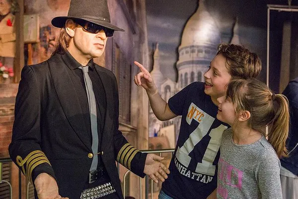 Meet Celebrities in Wax: Panoptikum Hamburg Adventure