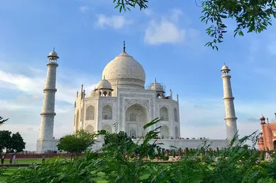 Taj Mahal & Jaipur: A Luxurious 2-Day Train Adventure from Delhi