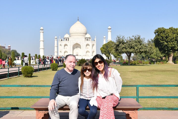 Sunrise to Sunset Agra: Unveiling Taj Mahal & City Wonders