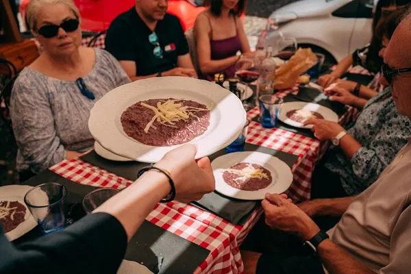 Verona: Small-Group Food & Wine Walking Tour