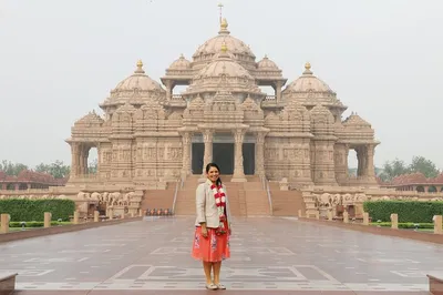 Delhi's Divine Temples: A Private Spiritual Journey