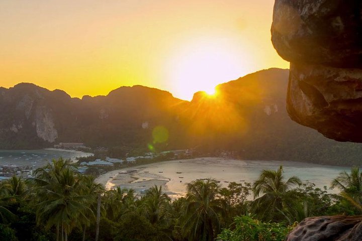 Phi Phi Islands Sunset Adventure: Longtail Boat Tour with Plankton Swim!