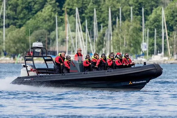 Stockholm Speed Boat Tour: Archipelago Thrills!