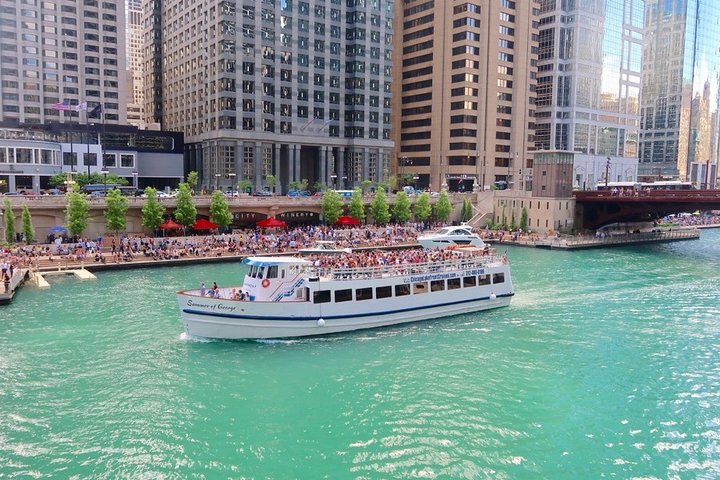 Chicago River Architecture Boat Tour: See Top Landmarks!