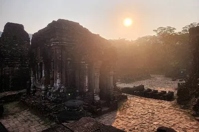Sunrise Serenity: My Son & Hoi An River Adventure