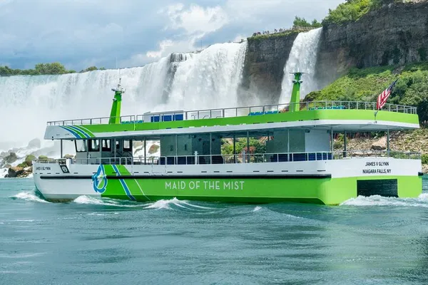 Niagara Falls USA Tour: Boat Ride, Cave & MORE!