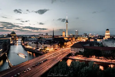 Berlin's Blue Hour: Capture Stunning Cityscapes with a Pro Photographer