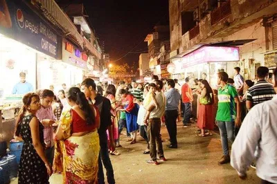 Explore Agra's Vibrant City Center: A Private Cultural Tour