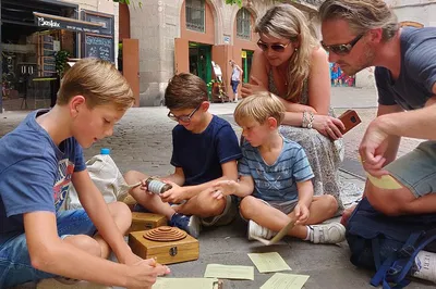 Barcelona Family Adventure: Unplugged Treasure Hunt!