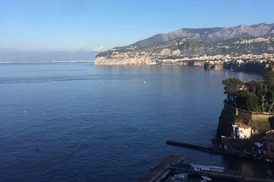Stress-Free Amalfi Coast to Rome Transfer: Luxury Private Ride