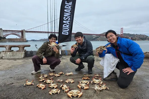 Catch & Cook Crab Under the Golden Gate Bridge