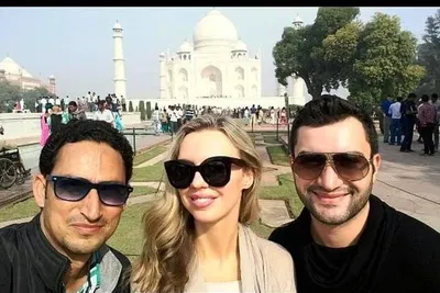 Unveiling the Taj Mahal: Skip-the-Line Guided Tour