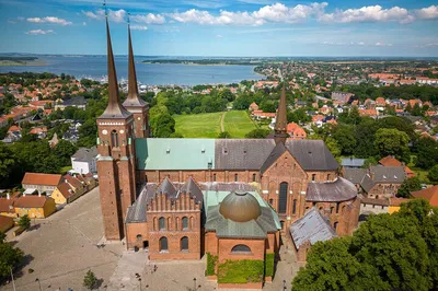Experience Image Uncover Danish History: Castle, Palace & Cathedral Full-Day Tour