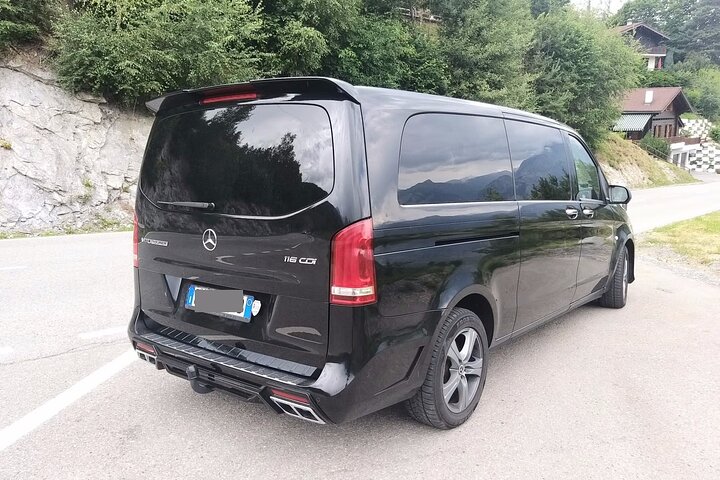 Stress-Free Holywood Transfer: Belfast City Airport Private Ride