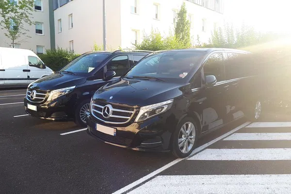 Stress-Free Paris Transfers: Private Chauffeur Service