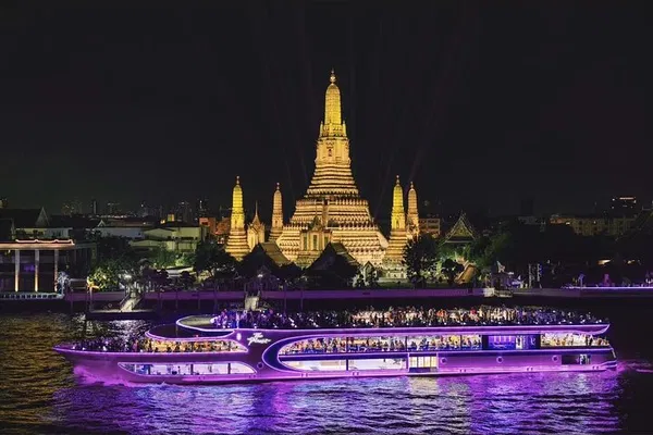 Bangkok Sunset Dinner Cruise: Luxury River Dining!