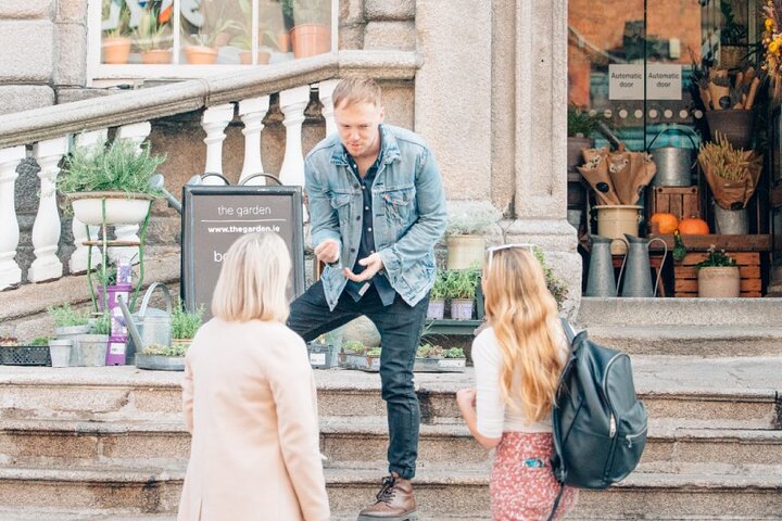 Unleash Dublin's Secrets: A Storytelling Pub Crawl Adventure