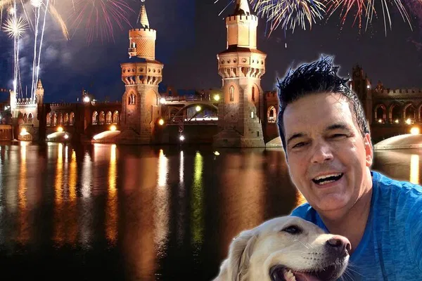 Berlin's Ultimate Private Taxi Tour: Extended Exploration in Luxury