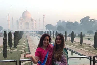 Unveiling Agra's Splendor: A Luxurious Taj Mahal Day Tour