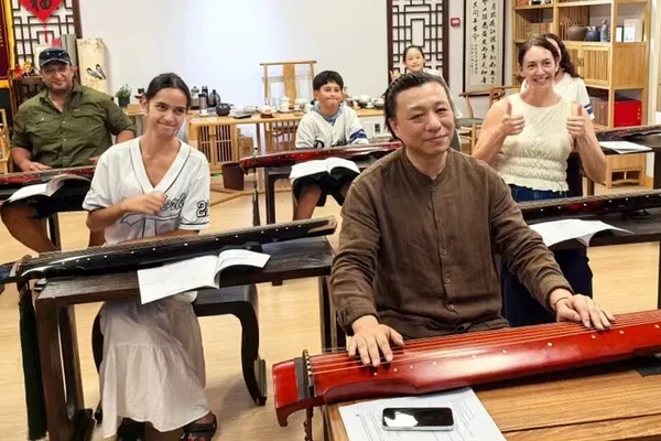 Beijing Culture: Tea, Music, Calligraphy Experience