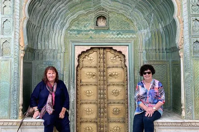 Discover Jaipur's Splendor: A Personalized Private Car Tour